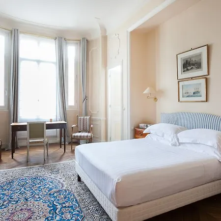 Onefinestay - Trocadero Private Homes Apartment